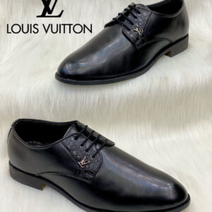 Luis Vuitton Black